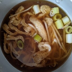 もやしの油揚げ味噌汁